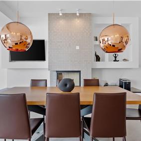 5 bedroom beachfront villa with heated pool near Omis, sleeps 9